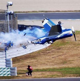 Crash d'un avion d'acrobatie